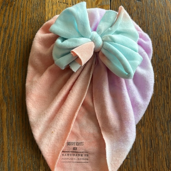 Bunny Knots Infant Hats with bows Bundle of 7 Size Small - Picture 4 of 11